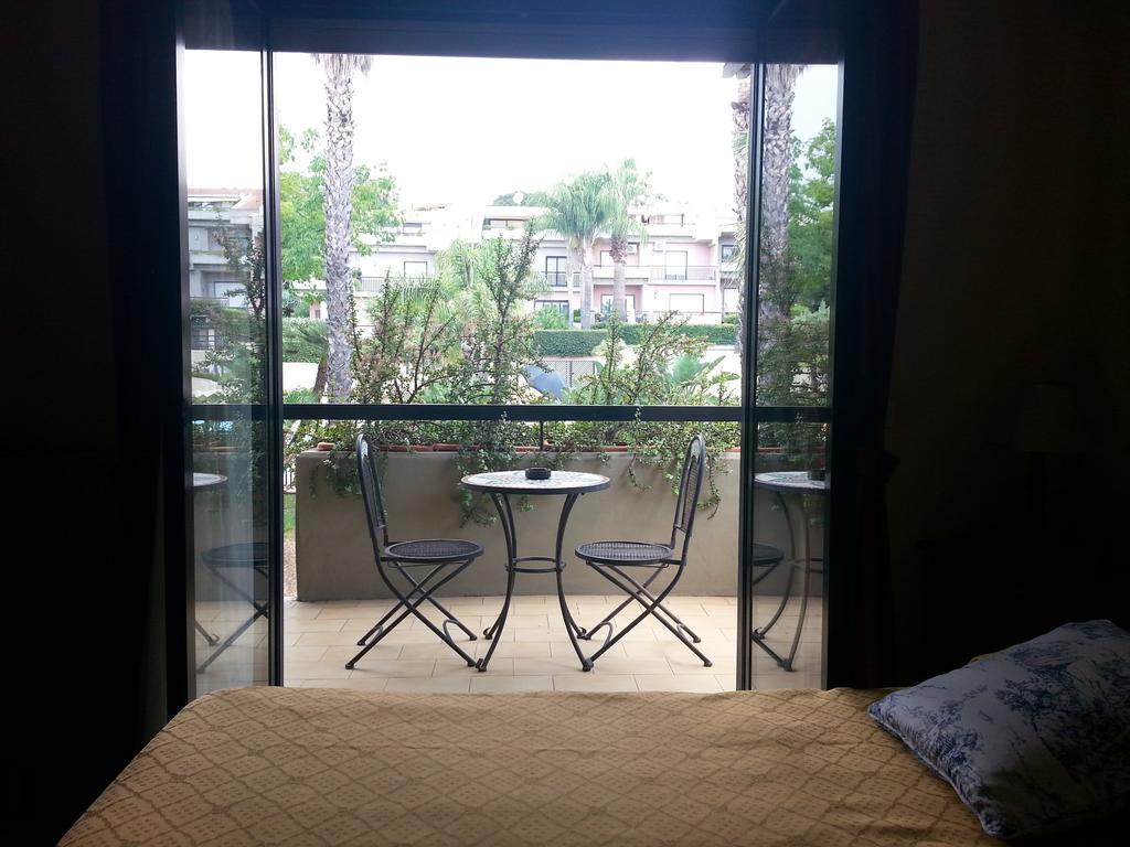 Bed and Breakfast Porto Ulisse Catania Exterior foto