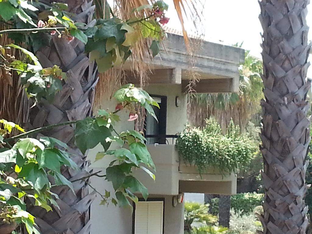 Bed and Breakfast Porto Ulisse Catania Exterior foto