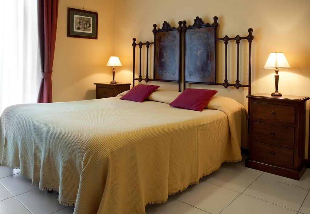 Bed and Breakfast Porto Ulisse Catania Exterior foto